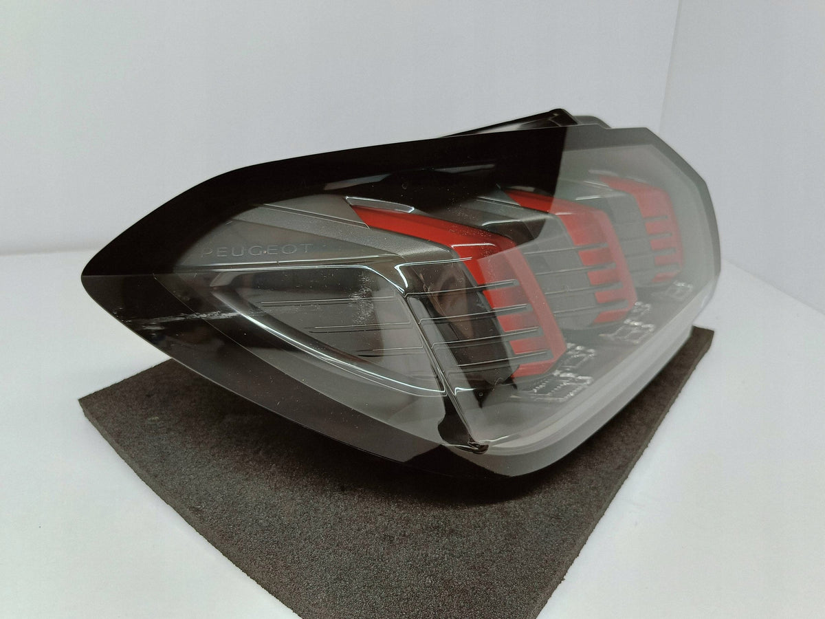 Peugeot 208 II 19- Lampa Lewy Lewa Tylna LED OE 9823216880 — zdjęcie 5 z 15