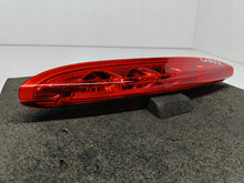 Załaduj zdjęcie do przeglądarki galerii, PEUGEOT 208 I 12- LAMPA ŚWIATŁO HAMOWANIA TRZECI STOP NOWA 9674309080