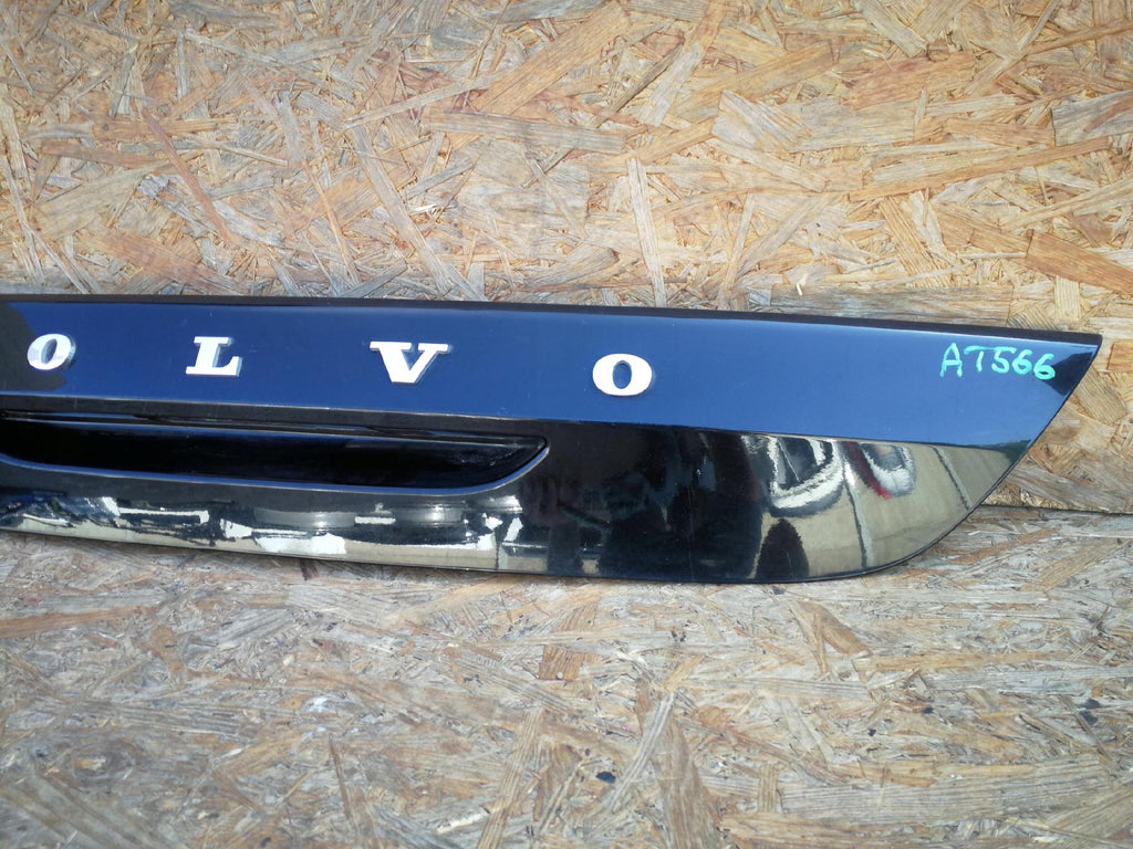 VOLVO V40 XC40 12- BLENDA LISTWA KLAPY BAGAŻNIKA TYŁ 31301301