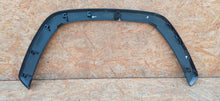 Laden Sie das Bild in den Galerie-Viewer, TOYOTA RAV 4 V 19- RADLAUFVERKLEIDUNG VORNE LINKS 75602-42170