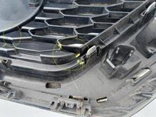 Załaduj zdjęcie do przeglądarki galerii, NISSAN QASHQAI II J11 LIFT 17- ATRAPA GRILL ZDERZAKA PRZEDNIEGO 62310HV3