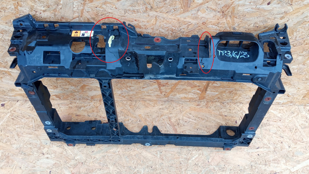 FORD FIESTA MK7 LIFT FRONTPANEL VERSTÄRKUNG