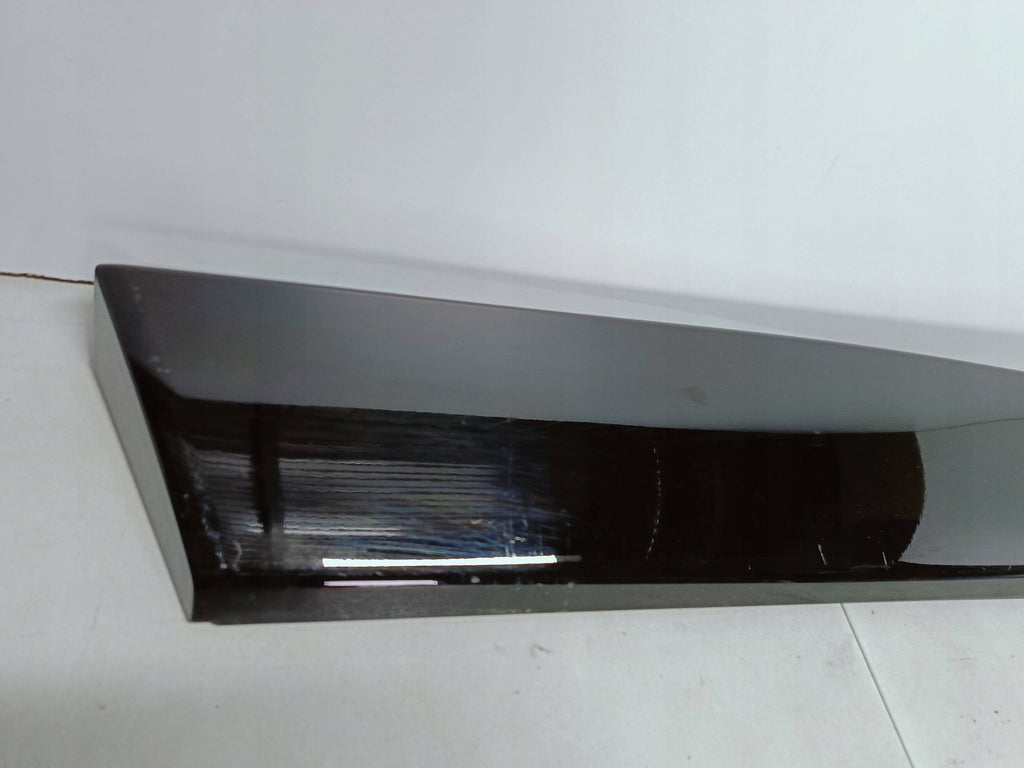Nissan Ariya FE0 20- LISTWA NAKŁADKA DRZWI LEWY TYŁ LEWA TYLNA 82877-5MP5A