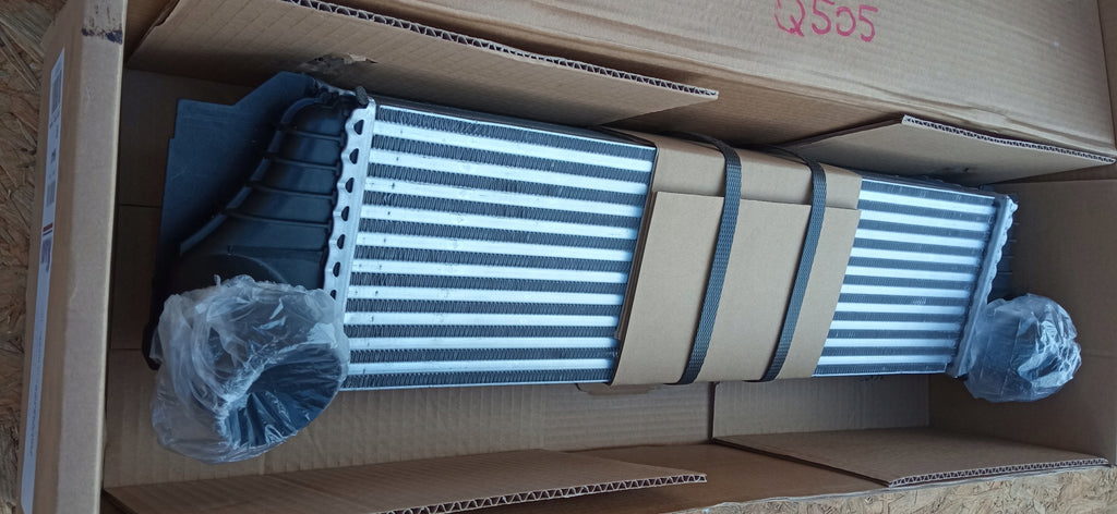 BMW 5 F10 F11 F01 09- INTERCOOLER CHŁODNICA POWIETRZA NISSENS 96441 NOWA