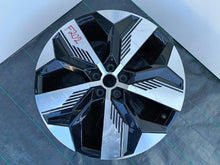 Załaduj zdjęcie do przeglądarki galerii, FELGA ALUMINIOWA RENAULT MEGANE IV E-TECH 7.0"x20" 5X114.3 ET 34 403003990R