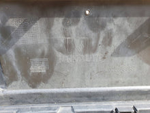 Laden Sie das Bild in den Galerie-Viewer, Zderzak przedni Przód Renault Trafic III (X82) 620223380R