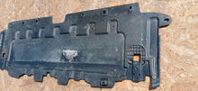 Laden Sie das Bild in den Galerie-Viewer, OPEL ASTRA K V 15- UNTERFAHRSCHUTZ MOTORABDECKUNG 13423601
