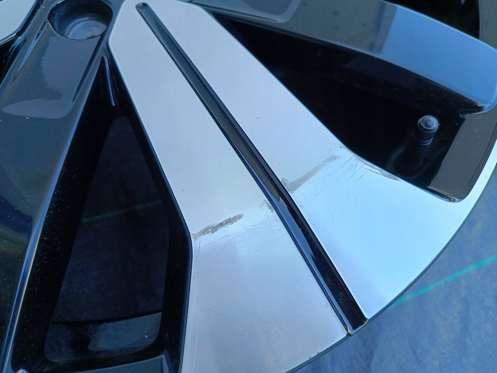 ALUFELGE VOLVO OE 8,5''x19'' ET56 5x108 32143628