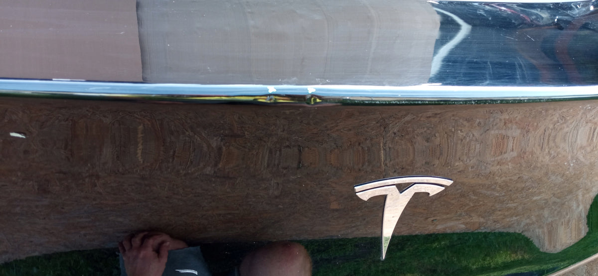 Tesla Model Y 20- Klapa Bagażnika Tył Tylna — zdjęcie 9 z 16