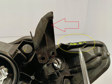 Laden Sie das Bild in den Galerie-Viewer, MAZDA 2 II DJ 14- SCHEINWERFER RECHTS VORNE NORMAL H4 DB5J-51030