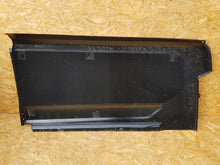 Laden Sie das Bild in den Galerie-Viewer, FORD TRANSIT CUSTOM LIFT POSZYCIE BLOTNIK TYŁ PRAWY ORG