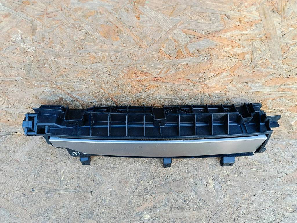 HYUNDAI IONIQ 5 AB 21- WINDSCHUTZSCHEIBENBLENDE JALOUSIE LINKS 86980-G1000