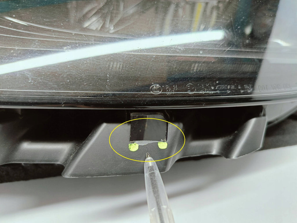 TESLA MODEL 3 M3 LIFT MY Y 20- SCHEINWERFER LINKS VOLL LED EU 1514952-00-D