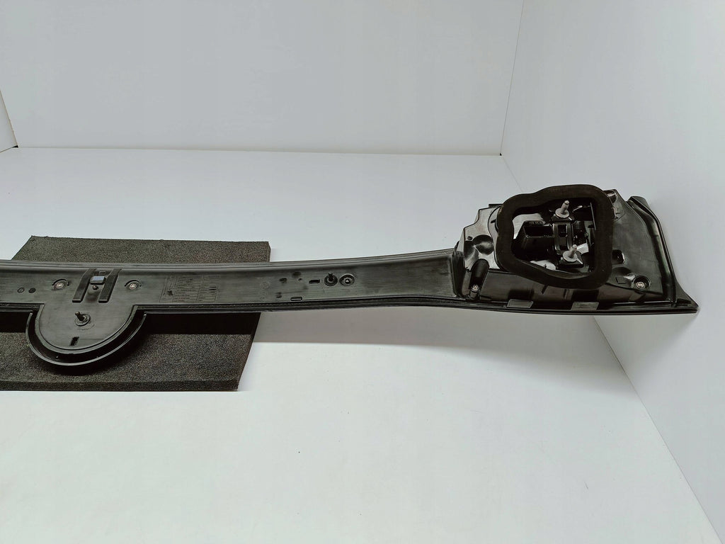 Volkswagen ID.4 ID4 20- BLENDA LAMPA KLAPY BAGAŻNIKA TYŁ 11A945093A
