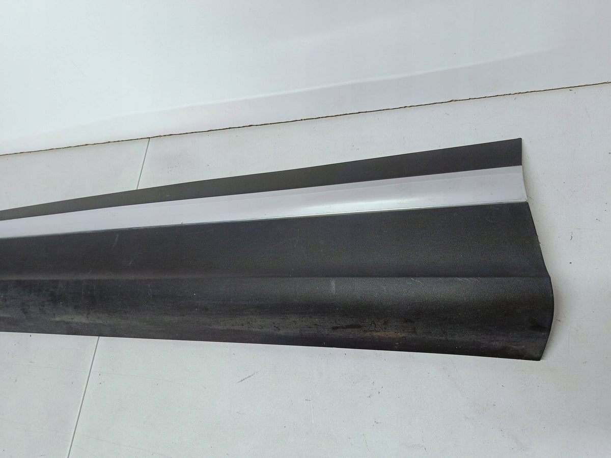 MG Hs 18- Baguette Cache Porte Avant Gauche Gauche Avant Chrome 10423724 — photo 5 sur 12