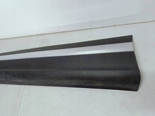 Laden Sie das Bild in den Galerie-Viewer, MG HS 18- ZIERLEISTE TÜRE VORNE LINKS VERKLEIDUNG LINKS VORNE CHROM 10423724