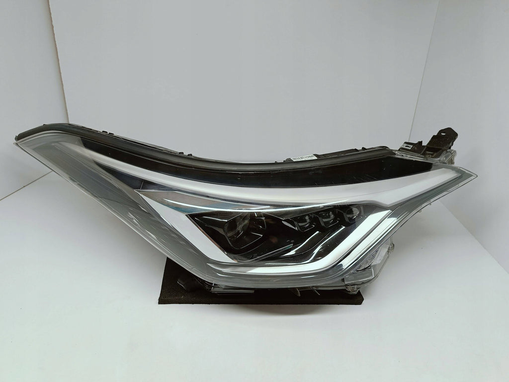 Toyota C-HR CHR I LIFT 19- LAMPA PRAWA PRZÓD FULL LED EU 81110-F4280