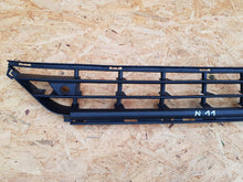 Laden Sie das Bild in den Galerie-Viewer, VOLVO XC60 LIFT 14- KÜHLERGRILL MIT PDC 31323775