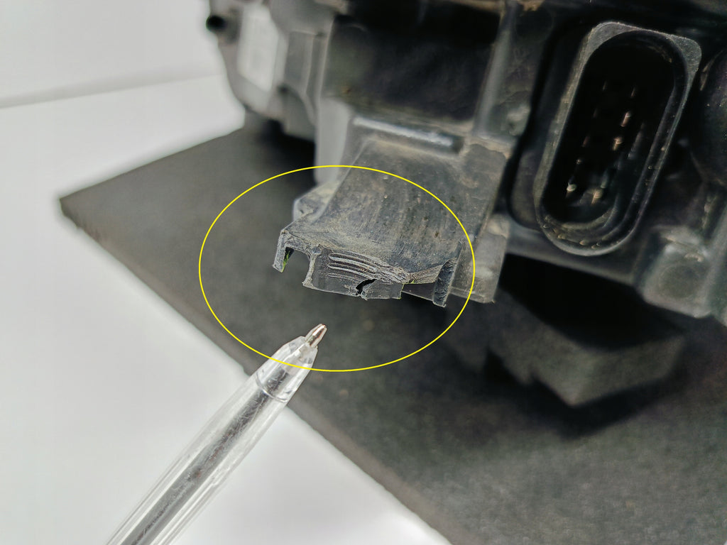 SEAT IBIZA V 6F1 17- LAMPA PRAWA PRZÓD PRZEDNIA ZWYKŁA+LED 6F19410116A