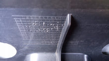 Laden Sie das Bild in den Galerie-Viewer, FORD TRANSIT CONNECT 13- KÜHLERGRILL VERKLEIDUNG OBEN STOSSFÄNGER VORNE DT11-17K819-A
