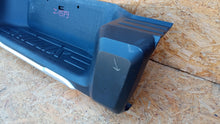 Laden Sie das Bild in den Galerie-Viewer, TOYOTA HILUX VIII 15- HECKBUMPER HINTEN TRITTSTUFE MITTE PC176-0K00S