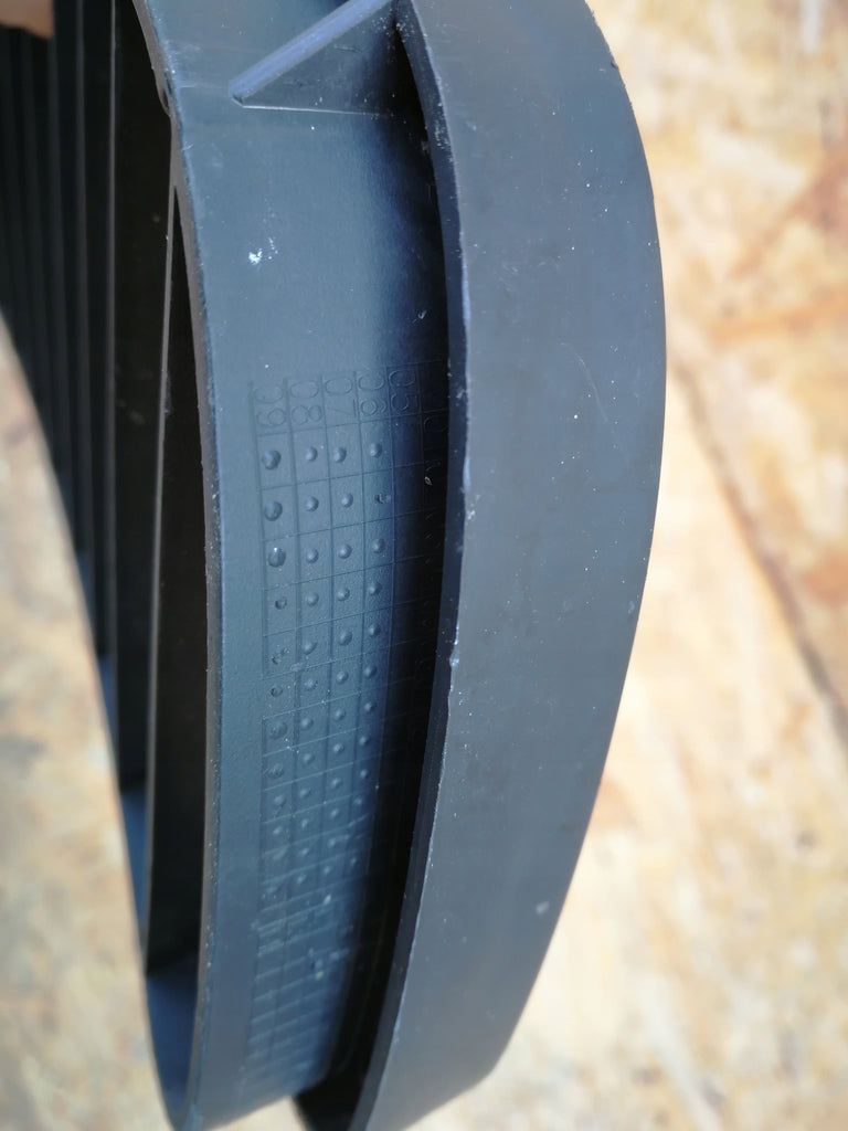 SKODA FABIA II 07- KÜHLERGRILL GITTER UNTEN STOßSTANGE VORNE 5J0853677
