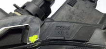 Laden Sie das Bild in den Galerie-Viewer, TOYOTA YARIS IV 4 P21 19- SCHEINWERFER LINKS VORNE LINSE KOITO K0-6 EU