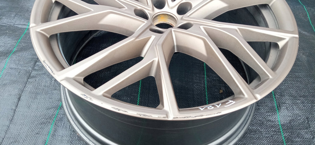 FELGA ALUMINIOWA AUDI OE RS Q4 SQ4 E-TRON 9.0"x21" 5X112 ET42 89A601025Q