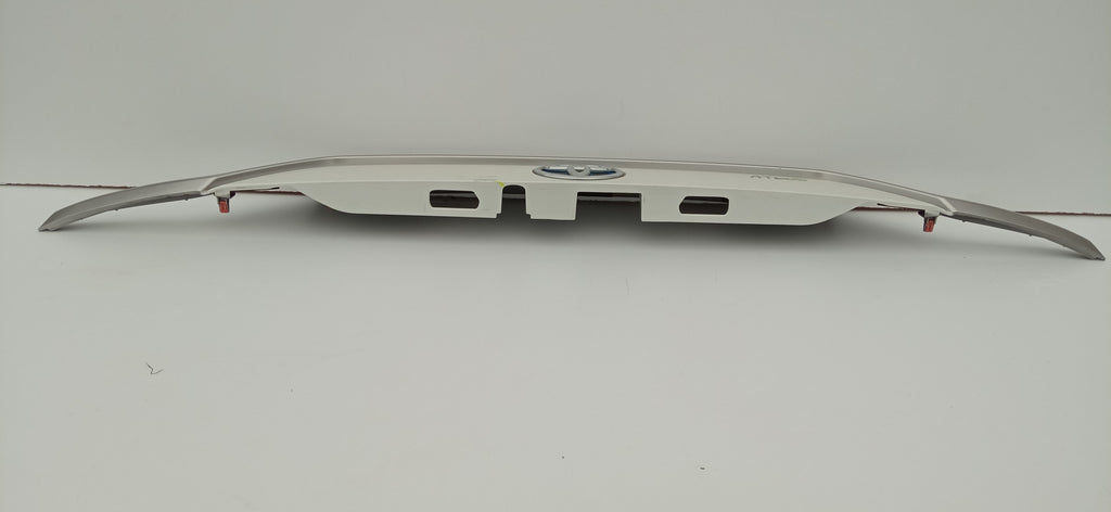 TOYOTA RAV4 V 5 19- HECKKLAPPENVERKLEIDUNG ZIERLEISTE KOFFERRAUM HINTEN 76801-42240