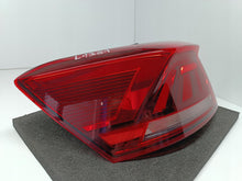Laden Sie das Bild in den Galerie-Viewer, VOLKSWAGEN T-ROC 17- RÜCKLEUCHTE LINKS HINTEN LED 2GA945095A
