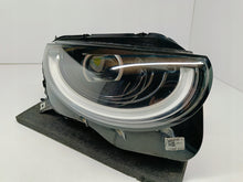 Laden Sie das Bild in den Galerie-Viewer, FIAT 500 E II EV ELEKTRISCH 20- SCHEINWERFER RECHTS VORNE VOLL-LED 00521400260