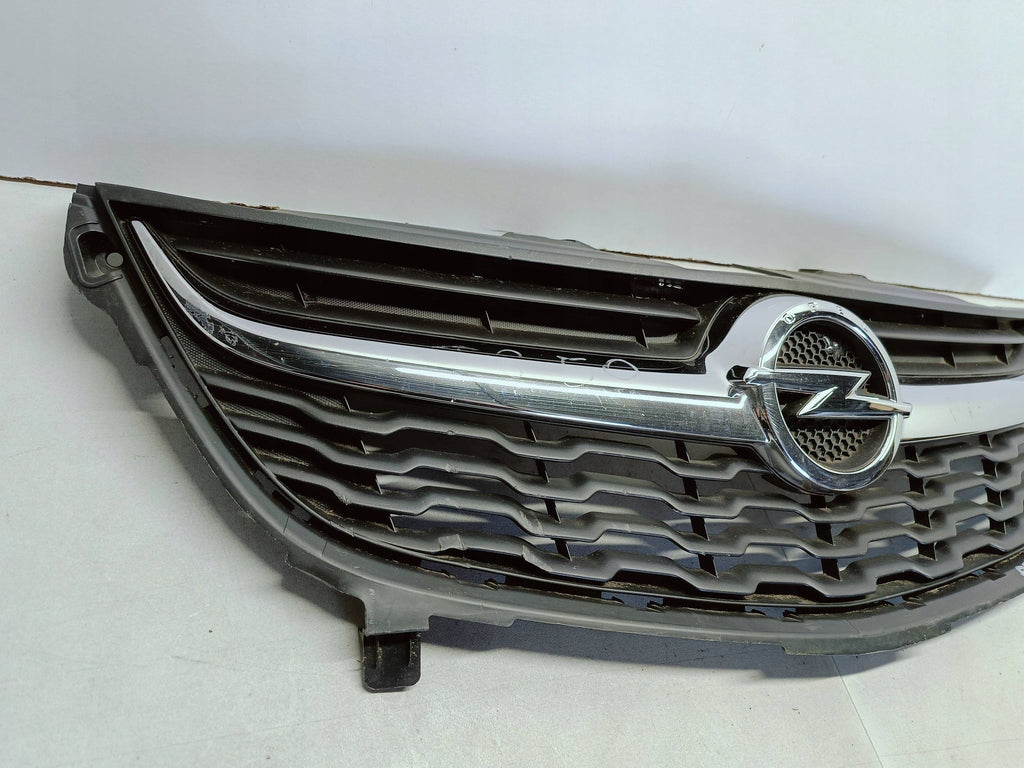 Opel Karl 15- KÜHLERGRILL STOSSFÄNGER VORNE CHROM 94514486