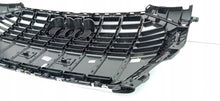 Laden Sie das Bild in den Galerie-Viewer, AUDI Q3 II 83A 18- KÜHLERGRILL STOSSSTANGE VORNE 83A853651E