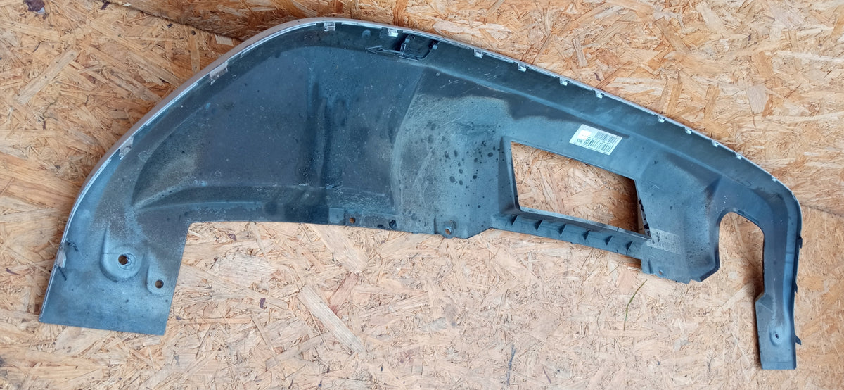 Audi Q2 16- Diffuser Filler Panel Spoiler Rear Bumper 81A807521 — photo 7 of 10