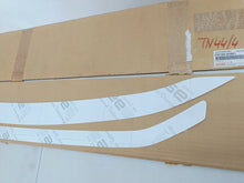 Load image into Gallery viewer, TOYOTA YARIS 3 LIFT 17- NAKLEJKI ZDERZAKA PRZÓD TYŁ CARBON NOWE PW18A-0D001