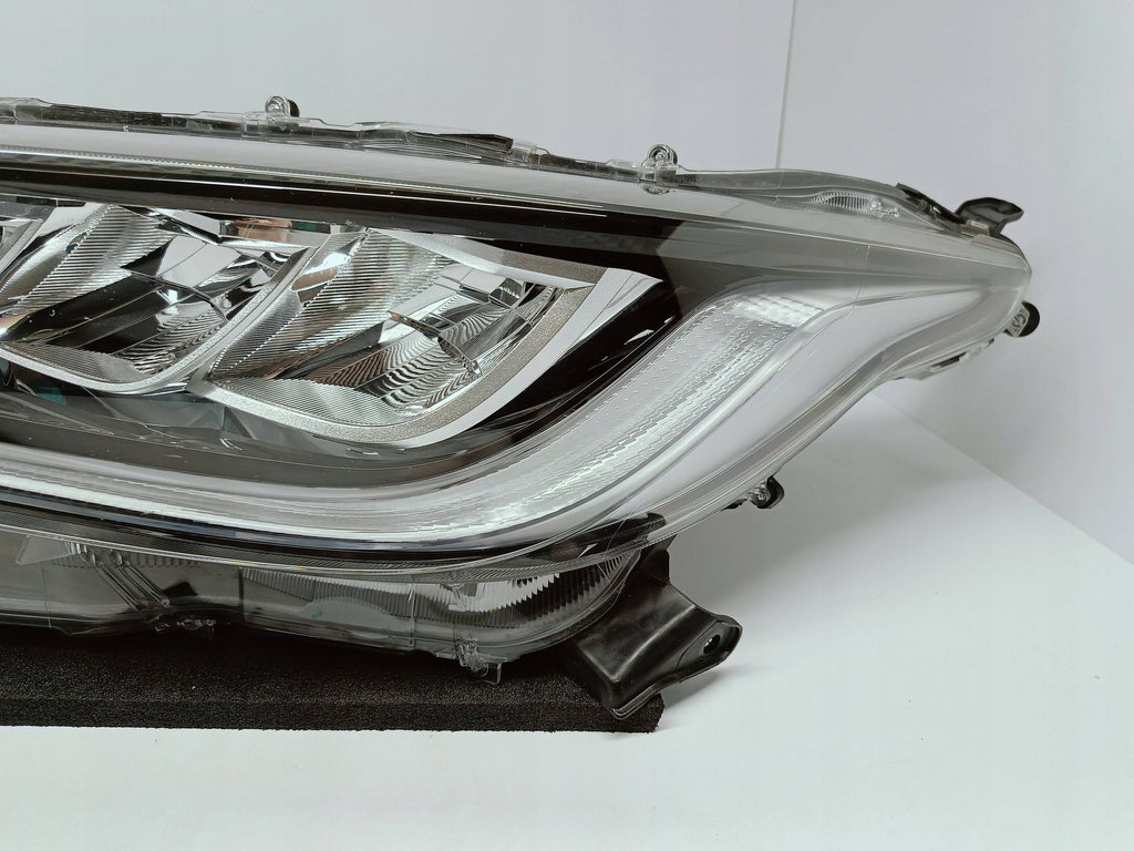 TOYOTA YARIS IV 4 19- LAMPA REFLEKTOR LEWY PRZÓD FULL LED KOITO K0-8 EU