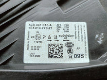 Laden Sie das Bild in den Galerie-Viewer, Skoda Enyaq iV 20- SCHEINWERFER LINKS VORNE VOLL-LED CRYSTAL 5LB941015A