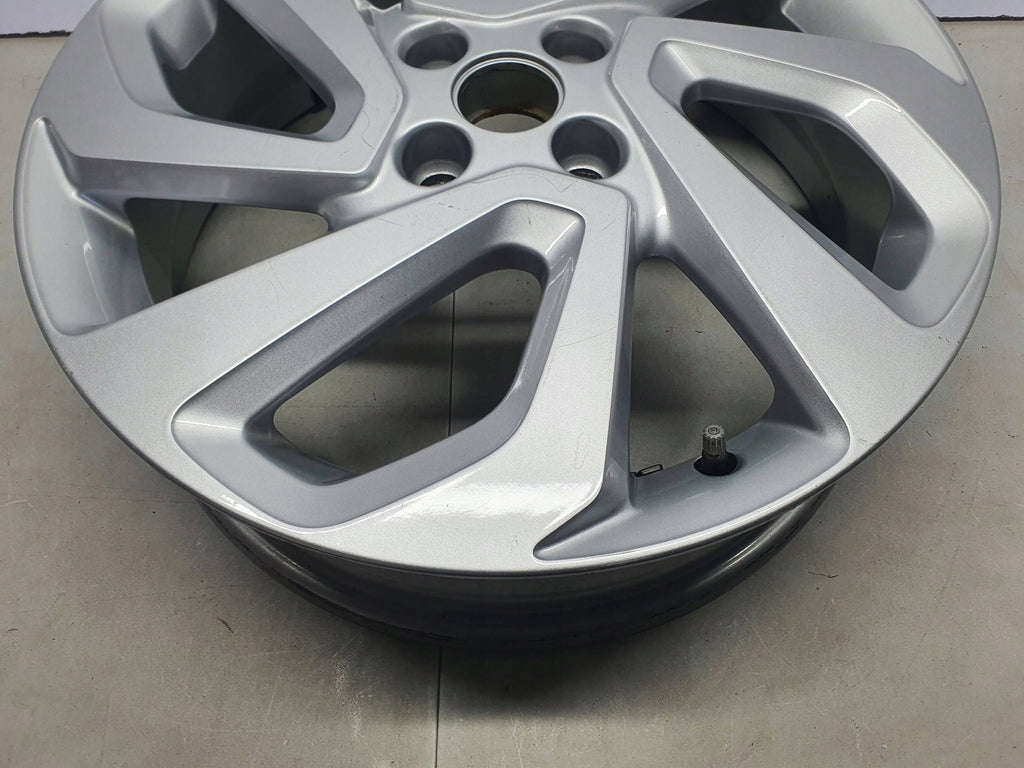 Toyota Aygo X FELGA ALUMINIOWA 17 CALI 17''X5'' ET40 4X100 OE CMS1210-4