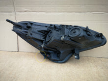 Load image into Gallery viewer, OPEL CORSA E 14- LAMPA LEWA PRZÓD PRZEDNIA ZWYKŁA LED + H7 EU 39108226
