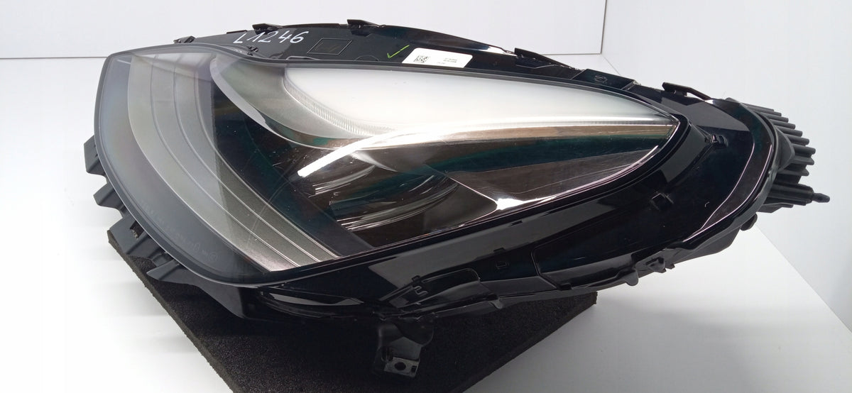 Tesla Model 3 III 17- Vorne Links Leuchte Vordere Full LED 1077375-00-C — Foto 3 von 16