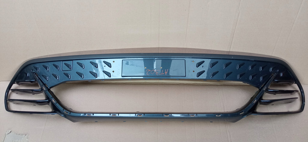 SEAT CUPRA BORN 21- ATRAPA GRILL KRATKA ŚRODKOWA ZDERZAKA PRZÓD 10E805903C