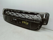 Laden Sie das Bild in den Galerie-Viewer, CITROEN C3 III 16- FRONTSCHÜRZE MITTLERER GITTER GRILL STOSSSTANGE VORNE 9812061877