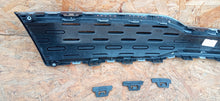 Laden Sie das Bild in den Galerie-Viewer, KIA PICANTO III 17- KÜHLERGRILL STOSSFÄNGER VORNE 86351-G6000