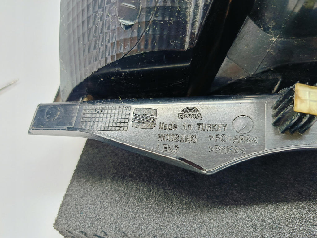 SEAT MII KF1 11- RÜCKLEUCHTE RECHTS HINTEN RECHTE HINTERE FARBE EU OEM 1SL945096K