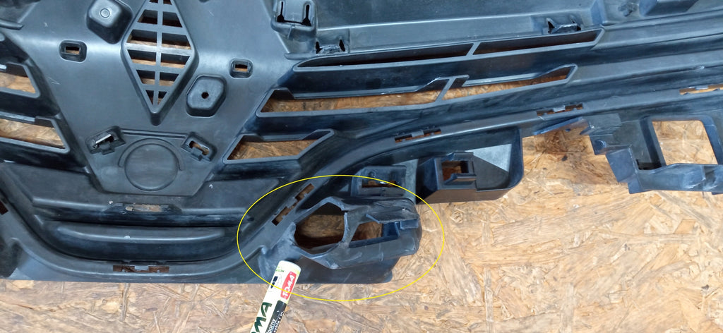 RENAULT CLIO 4 IV LIFT 16- KÜHLERGRIL MITTE 622562901R
