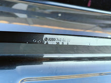 Laden Sie das Bild in den Galerie-Viewer, Mercedes-Benz EQC W293 19- HECKKLAPPE HINTERE KOFFERRAUMKLAPPE A2937420000