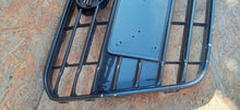 Load image into Gallery viewer, AUDI A5 8T LIFT 11- ATRAPA KRATKA ŚRODKOWA GRILL ZDERZAKA PRZÓD 8T0853651G