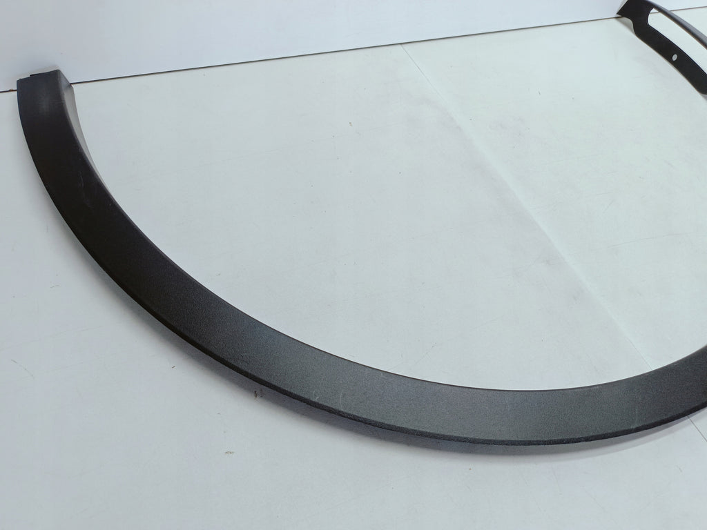 TESLA MODEL Y MY 20- RADLAUFVERKLEIDUNG LEISTE VORNE LINKS 1658695-00-A