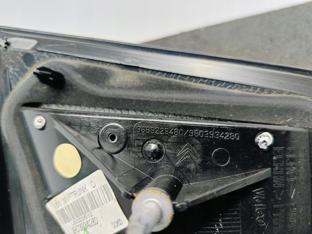 CITROEN C3 II LIFT 13- REFLEKTOR HECKKLAPPENLEUCHTE RECHTS HINTEN 9803934280