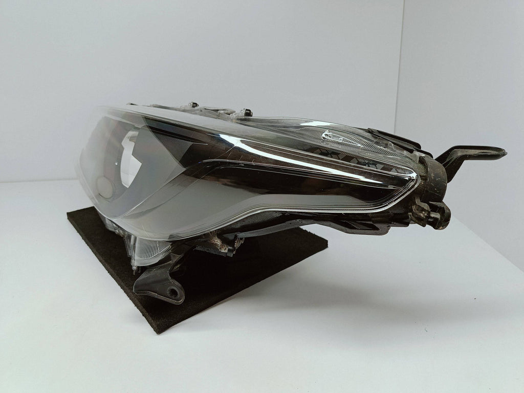 TOYOTA YARIS IV 4 19- SCHEINWERFER LINKS VORNE LINSE KOITO K0-6 EU